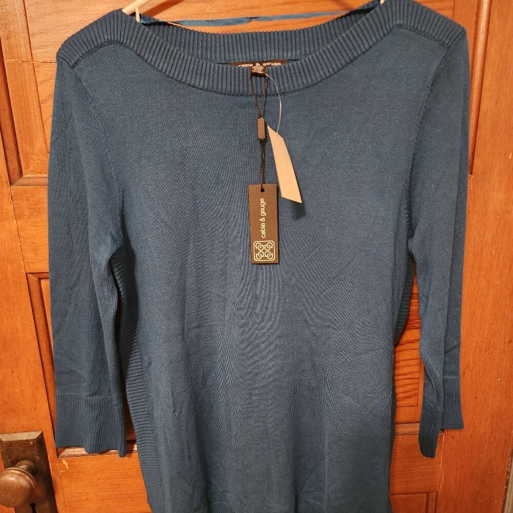 NWT Cable & Gauge Blue Sweater